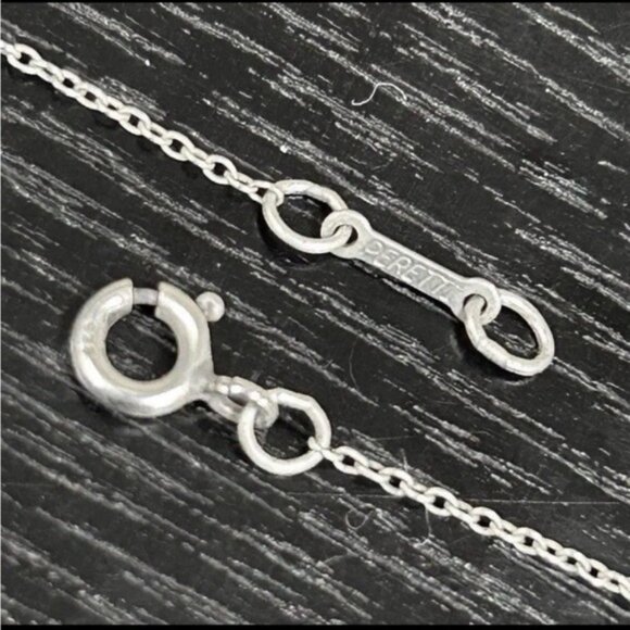 Tiffany & Co. 925 Silver Teardrop Necklace - 💯% Authentic & Excellent Condition - Picture 5 of 7